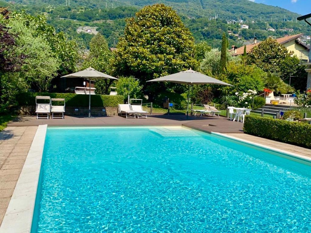 Iris 1 Lago Di Como Dongo Exterior photo