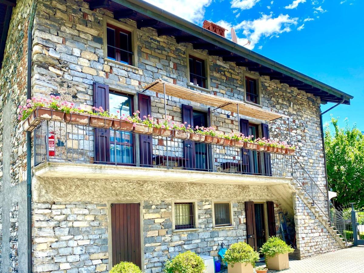 Iris 1 Lago Di Como Dongo Exterior photo